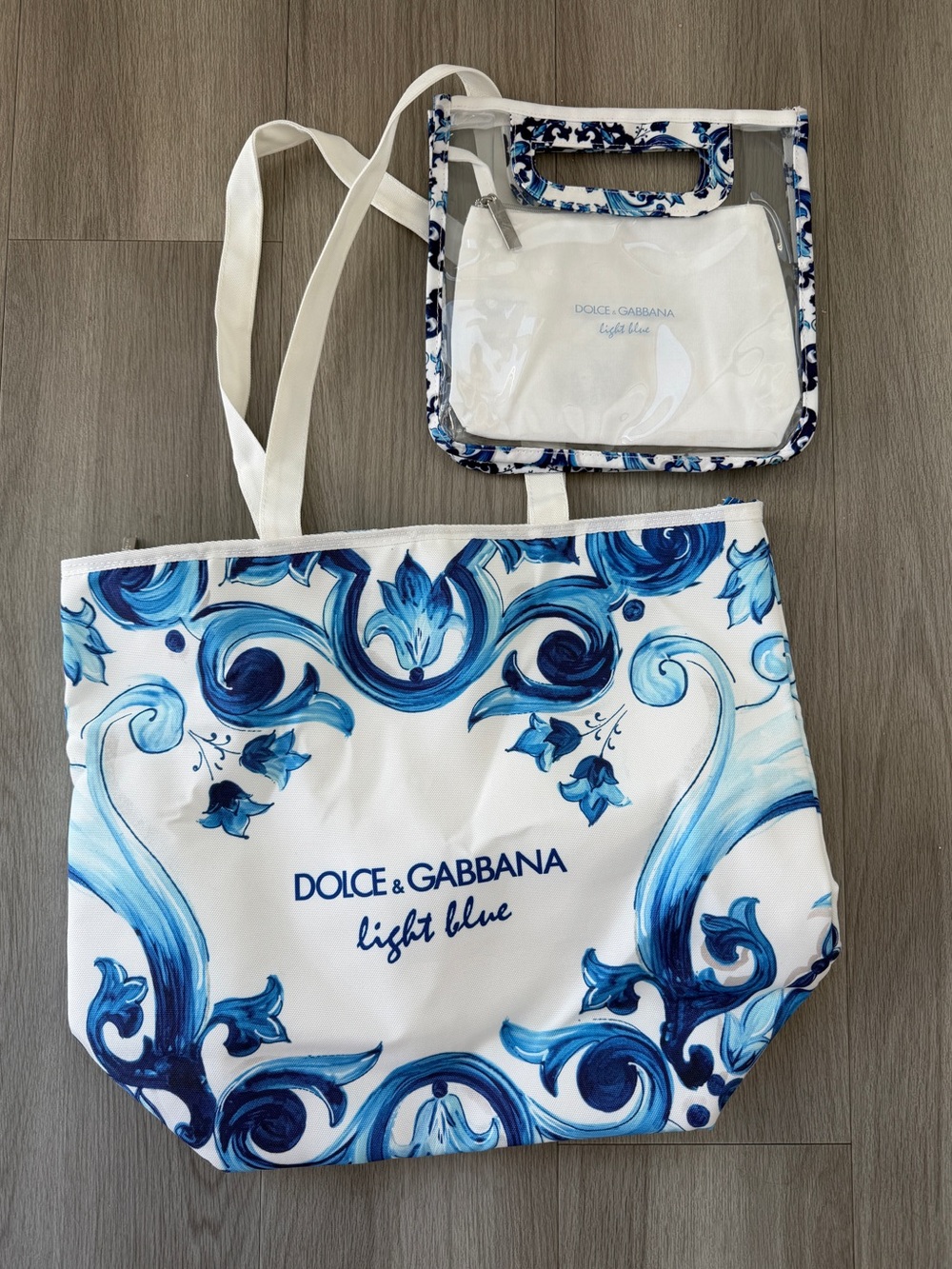 Dolce & Gabbana beauty cooling beach tote and beach clear pouch